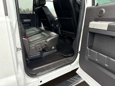 Used 2013 Ford F450 Lariat w/ FX4 4X4 Off-Road Pkg image 24