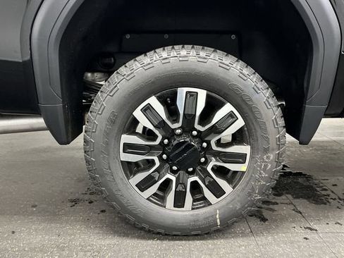 New 2026 GMC Sierra 2500 Denali Ultimate AWD/4WD image 34