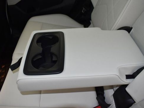 New 2026 BMW X2 xDrive28i w/ Technology Package image 17