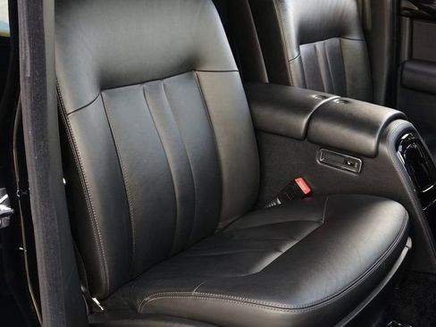 Used 2013 Rolls-Royce Phantom Sedan image 11