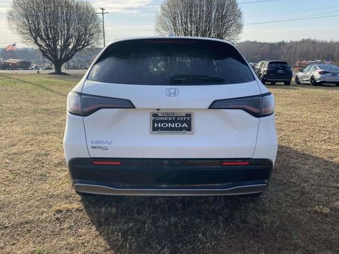 New 2026 Honda HR-V EX-L image 4