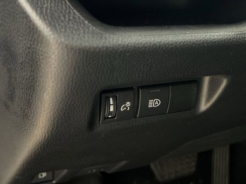 Used 2024 Toyota RAV4 XLE AWD/4WD image 26