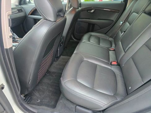 Used 2016 Volvo XC70 T5 Premier w/ Proximity Package FWD image 10