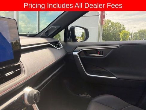 Used 2025 Toyota RAV4 XSE w/ Premium Package AWD/4WD image 8