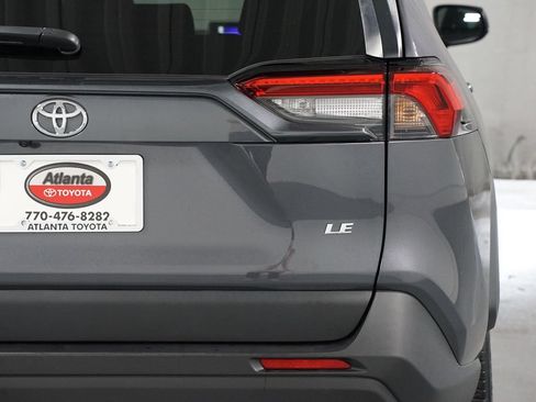 Certified 2025 Toyota RAV4 LE FWD image 10