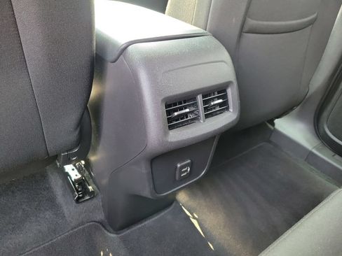 Used 2024 Chevrolet Equinox LT AWD/4WD image 14
