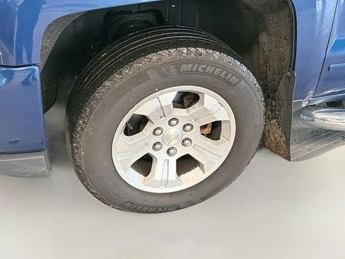 Used 2017 Chevrolet Silverado 1500 LT w/ All Star Edition image 28