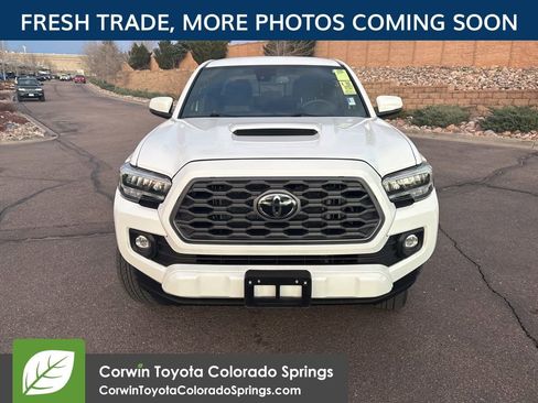 Used 2021 Toyota Tacoma TRD Sport w/ Technology Package image 2