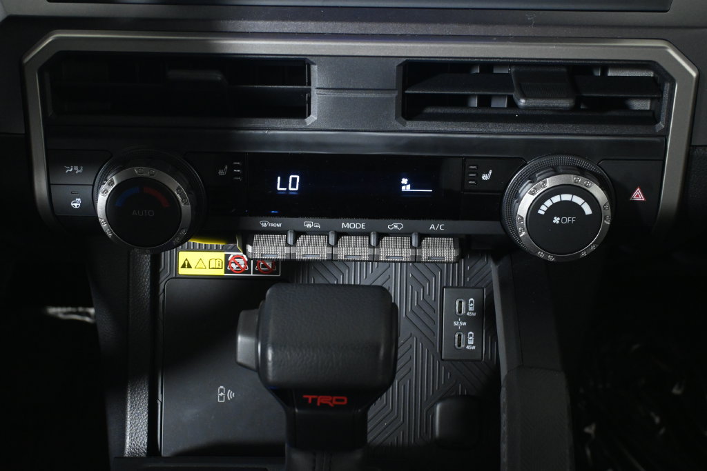 Used 2025 Toyota 4Runner TRD Off-Road AWD/4WD image 22