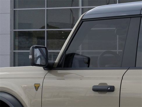 New 2025 Ford Bronco Badlands image 22