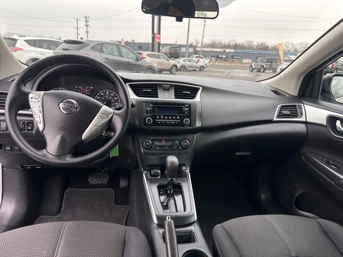 Used 2016 Nissan Sentra S image 13