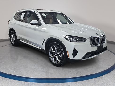 Certified 2024 BMW X3 xDrive30i w/ Premium Package AWD/4WD image 4