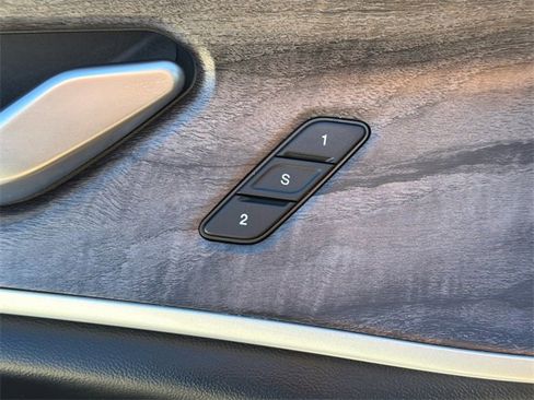 Used 2022 Jeep Grand Cherokee L Limited image 26