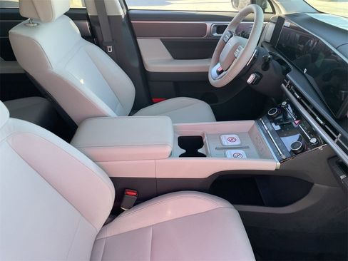 New 2026 Hyundai Santa Fe SE image 12