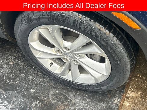 Used 2021 Buick Encore GX Preferred w/ Cold Weather Comfort Package FWD image 2