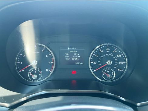 Used 2022 Kia Telluride LX FWD image 12