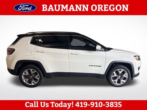 Used 2018 Jeep Compass Limited AWD/4WD image 2