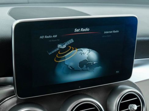 Used 2019 Mercedes-Benz GLC 300 4MATIC DRIVER ASSIST PKG PARKI image 26