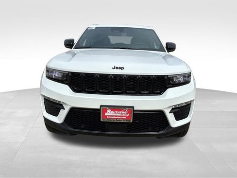 New 2025 Jeep Grand Cherokee Limited w/ Luxury Tech Group II image 9