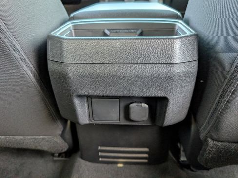 Used 2025 Toyota Tacoma SR image 7