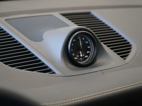 New 2026 Porsche Macan S image 19