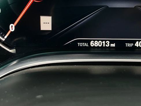 Used 2019 BMW 740i w/ Executive Package image 23