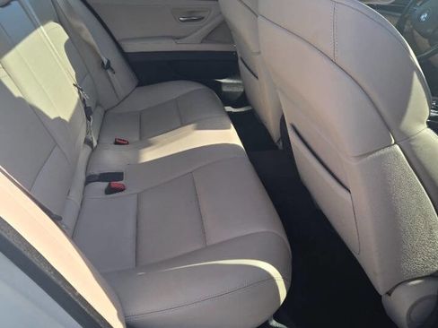 Used 2013 BMW 535i xDrive Sedan AWD/4WD image 12