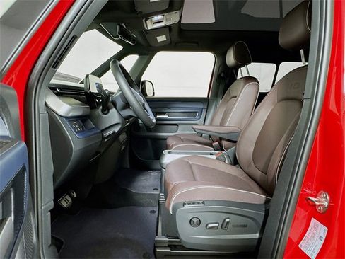 New 2025 Volkswagen ID. Buzz Pro S Plus image 12