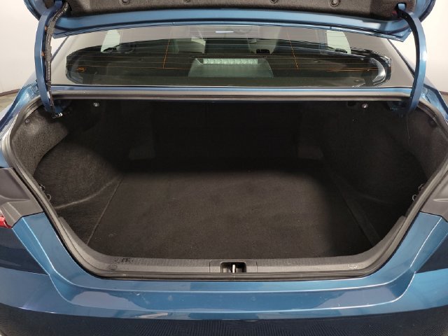 Used 2025 Toyota Camry SE FWD image 26