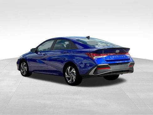 New 2025 Hyundai Elantra Sport image 5
