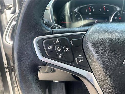 Used 2022 Chevrolet Equinox LT FWD image 20