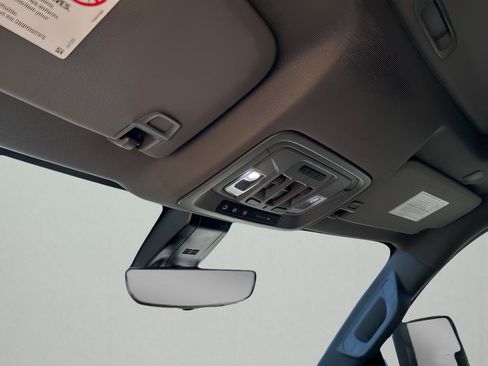 Used 2021 GMC Sierra 2500 Denali w/ Denali Ultimate Package image 37