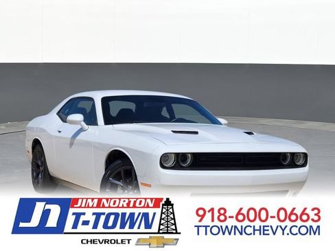 Used 2023 Dodge Challenger SXT w/ Blacktop Package RWD image 1