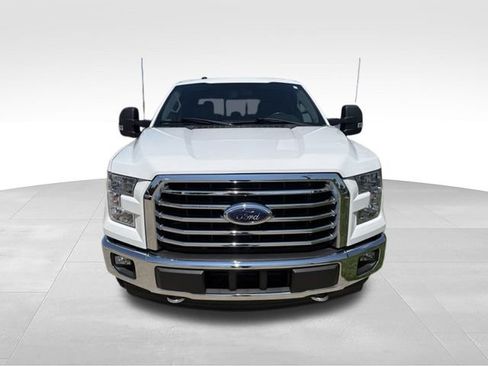 Used 2017 Ford F150 XLT w/ Equipment Group 302A Luxury AWD/4WD image 9