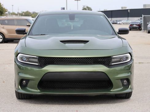 Used 2022 Dodge Charger R/T w/ Blacktop Package image 2