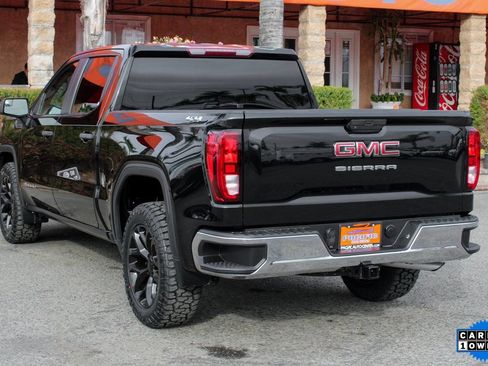 Used 2021 GMC Sierra 1500 4x4 Crew Cab w/ Sierra Value Package image 7