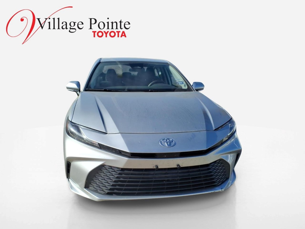 Used 2025 Toyota Camry LE FWD image 5