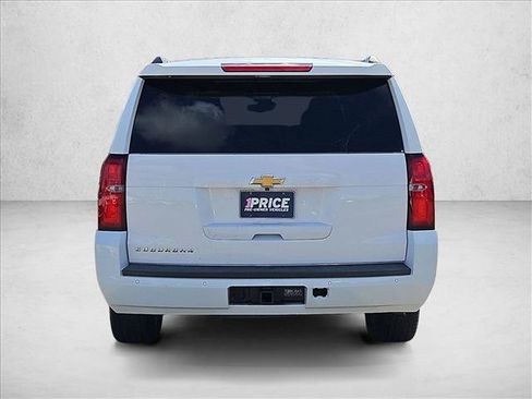 Used 2015 Chevrolet Suburban LT RWD image 7