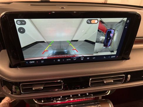 Used 2026 Lincoln Aviator Reserve image 12