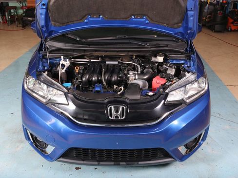 Used 2016 Honda Fit EX image 9