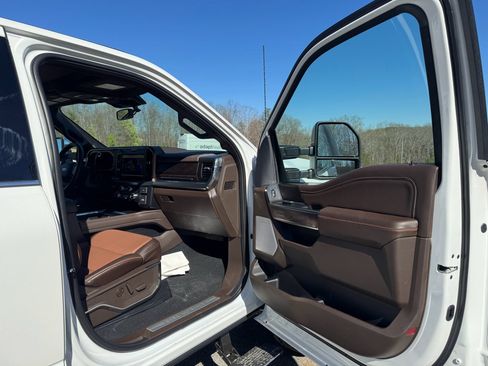 New 2026 Ford F350 King Ranch w/ Chrome Package image 14