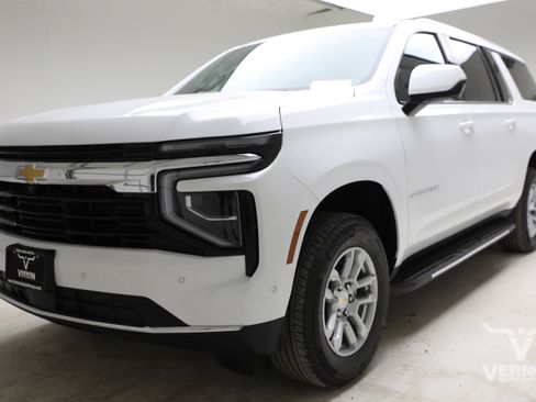 New 2026 Chevrolet Suburban LS RWD image 1