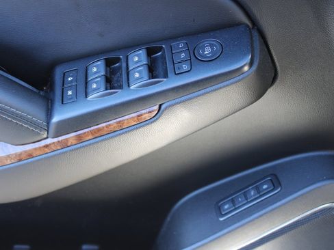 Used 2019 Chevrolet Tahoe Premier image 10