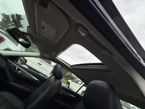 Used 2015 INFINITI Q50 Premium w/ Navigation Package AWD/4WD image 32