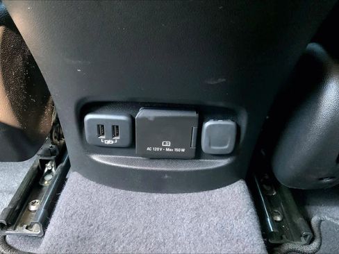 Used 2018 Chevrolet Malibu Premier w/ Premier Sun and Wheel Package image 36