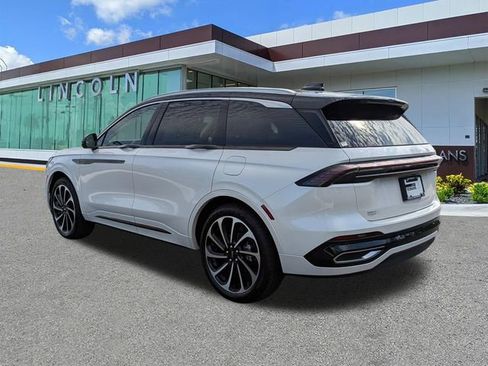 New 2026 Lincoln Nautilus Black Label AWD/4WD image 6