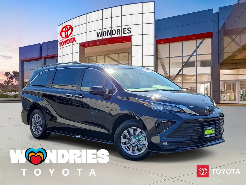 Used 2026 Toyota Sienna XLE FWD 360° Tour