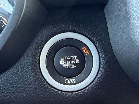Used 2023 RAM 1500 Laramie AWD/4WD image 28