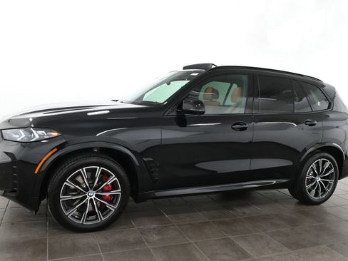 Used 2026 BMW X5 M60i AWD/4WD image 2