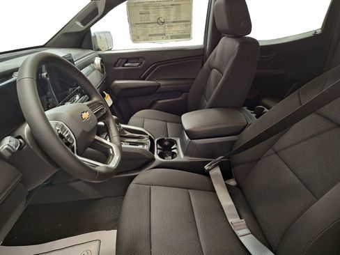 New 2026 Chevrolet Colorado LT image 9